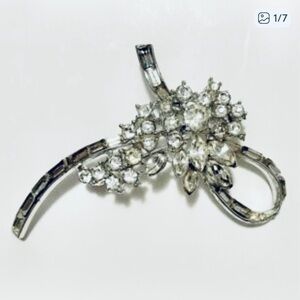 Vintage Costume Jewelry Silver Tone and Crystal Brooch